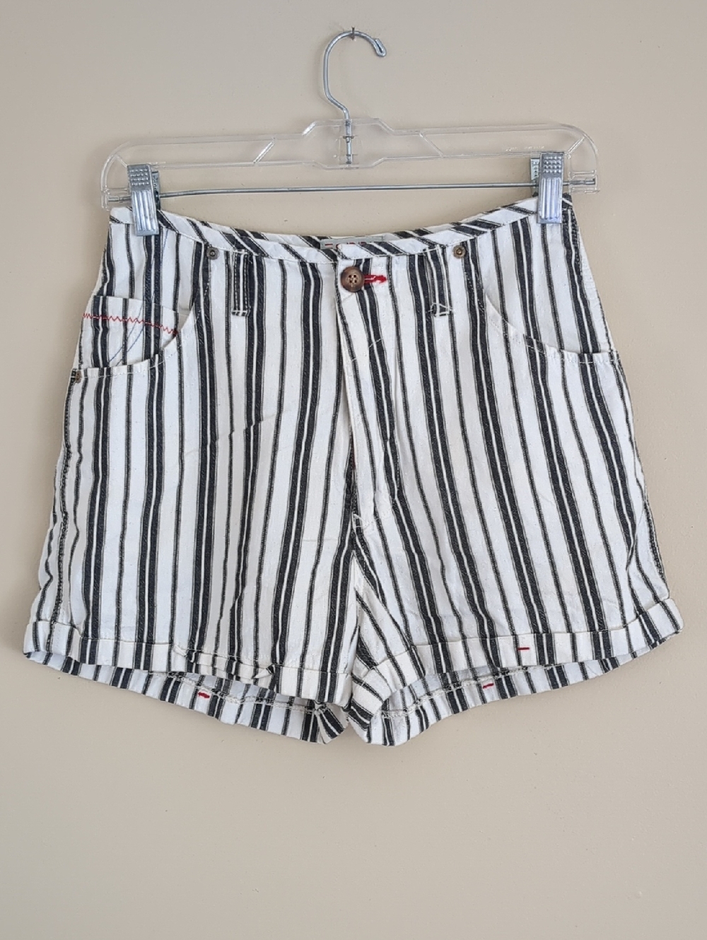 5/6 Esprit Striped Shorts Contrast Stitching